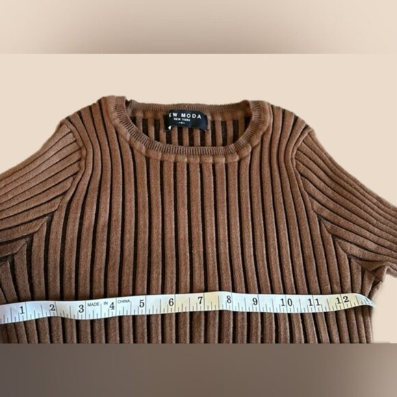 Few Moda Ribbed Bell Sleeve Brown Sweater Blouse - Picture 9 of 10